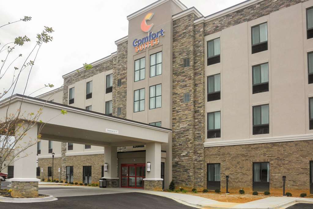 Comfort Suites North Тупело Экстерьер фото